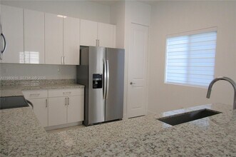 11998 SW 232nd St in Goulds, FL - Building Photo - Building Photo