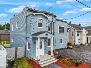 70 Bruno St, Unit 32-208 in Moonachie, NJ - Building Photo - Building Photo