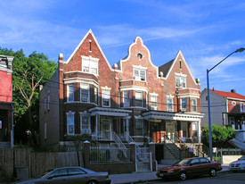 1697 Clay Ave Apartments