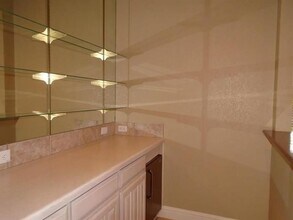 6905 Vista Ridge Ct in Fort Worth, TX - Building Photo - Building Photo