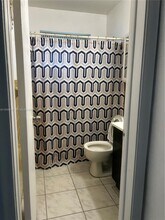 2230 Jackson St in Hollywood, FL - Building Photo - Building Photo