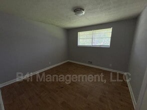 6331 Garnet Dr in Douglasville, GA - Building Photo - Building Photo