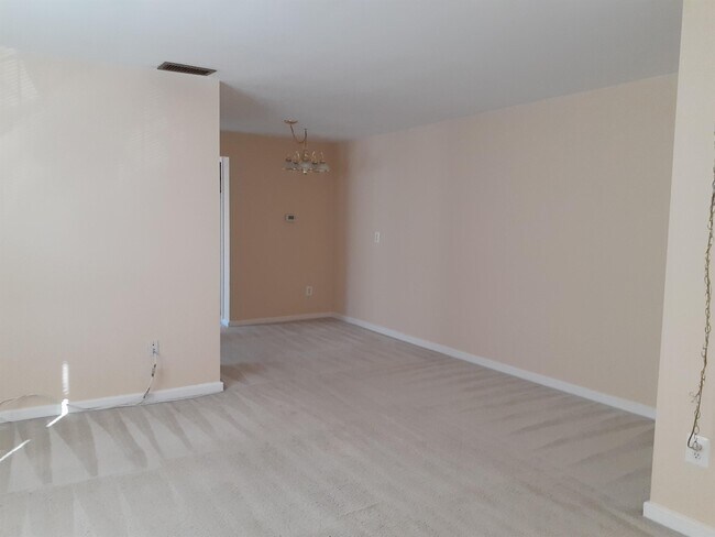 806 S Arlington Mill Dr in Arlington, VA - Building Photo - Building Photo