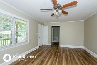 604 Robertson Ave in Charlotte, NC - Foto de edificio - Building Photo