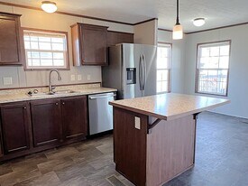 17086 Coventry Ln in Holly, MI - Building Photo