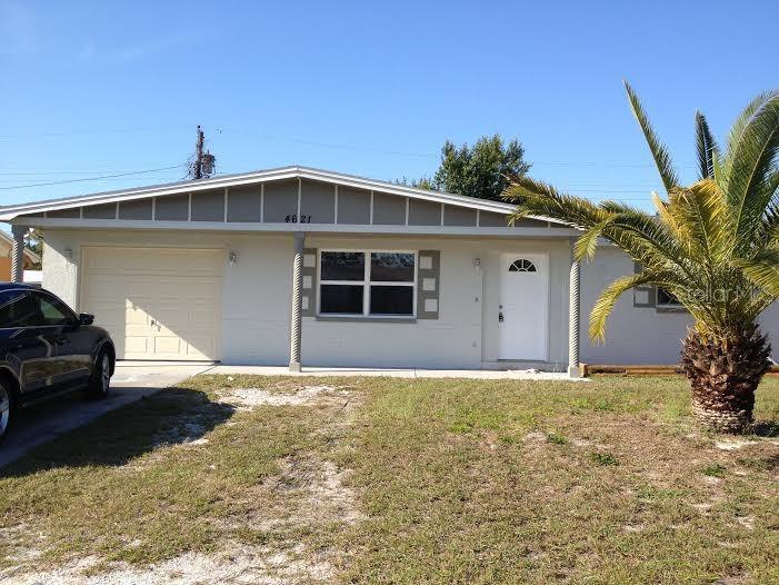 4621 Taray Ln in Holiday, FL - Building Photo