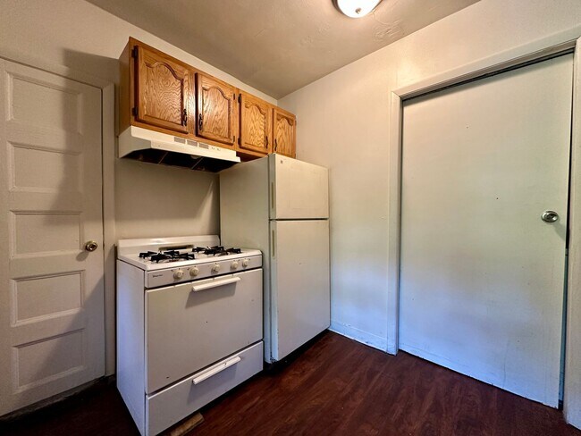 77 Bates St in Pittsburgh, PA - Building Photo - Building Photo