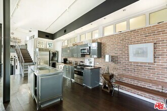 1513 9th St-Unit -3 in Santa Monica, CA - Building Photo - Building Photo