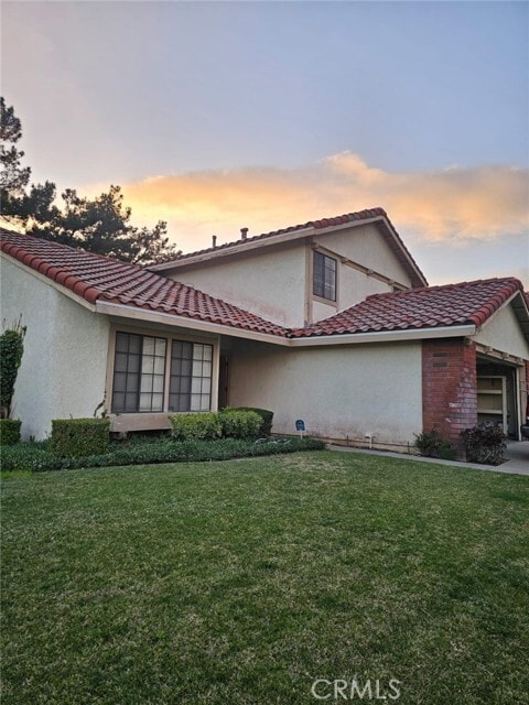 property at 2215 Lobelia Ave