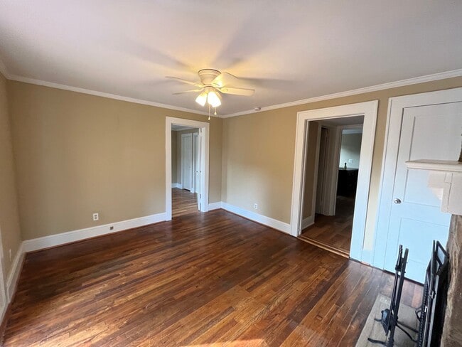 property at 24 Morningside Dr SW