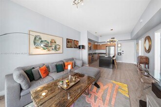 3470 E Coast Ave, Unit H1602 in Miami, FL - Building Photo - Building Photo