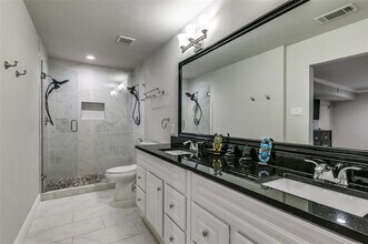 1208 Mossvine Dr in Plano, TX - Building Photo - Building Photo