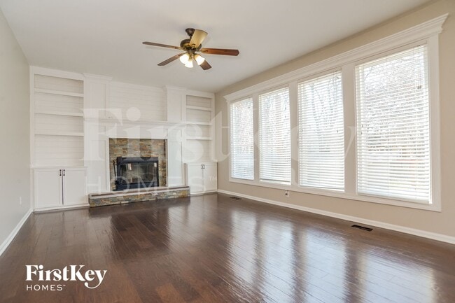 15688 S Downing Ct in Olathe, KS - Building Photo - Building Photo