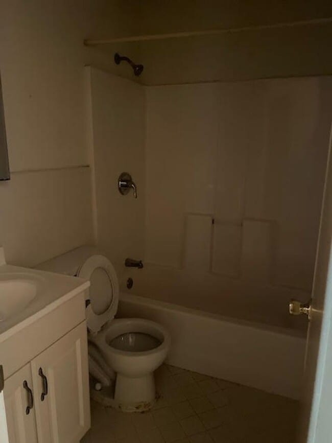 2485 Cypress Dr in Paris, TX - Building Photo - Building Photo