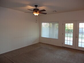 782 E Christopher St in San Tan Valley, AZ - Foto de edificio - Building Photo