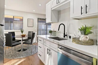 15059 Hesperian Blvd in San Leandro, CA - Building Photo - Building Photo