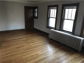 2104 Hartford Ave in St. Paul, MN - Building Photo - Building Photo