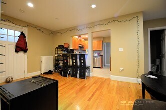 76 Egmont St, Unit 5 in Brookline, MA - Building Photo - Building Photo
