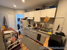 115 Salem St in Boston, MA - Building Photo