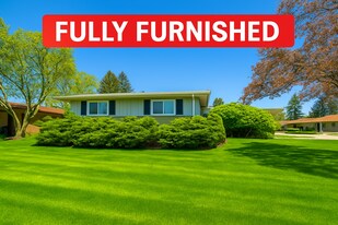 5501 Van Buren St in Merrillville, IN - Building Photo