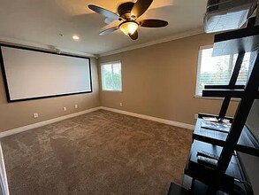 1393 Arrowhead Ave in Livermore, CA - Building Photo - Building Photo