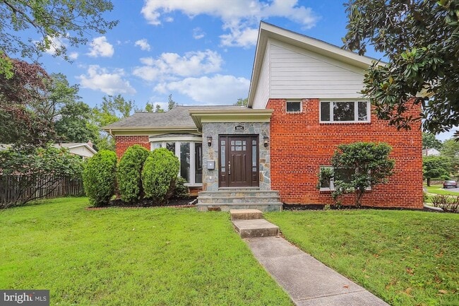 property at 9915 Ashburton Ln