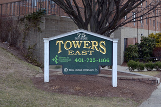 Towers East in Pawtucket, RI - Building Photo - Building Photo