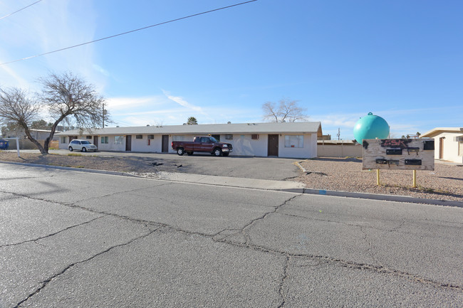 5925 Dodd St in Las Vegas, NV - Building Photo - Building Photo