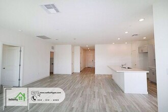 3012 Legend Ln in Redding, CA - Building Photo - Building Photo