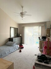 106 Allerton Dr in Schaumburg, IL - Building Photo - Building Photo