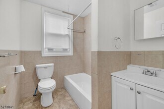 82 S 13th St in Newark, NJ - Building Photo - Building Photo