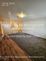 219 W 100 N in Brigham City, UT - Foto de edificio - Building Photo