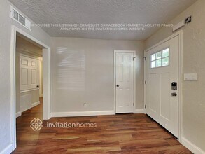 822 Rosalia Dr in Sanford, FL - Foto de edificio - Building Photo