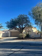 8057 Broken Spur Ln in Las Vegas, NV - Building Photo - Building Photo