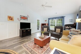 719 Blue Stem Dr in Pawleys Island, SC - Building Photo