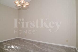 1915 Ashmore Green Dr in Jacksonville, FL - Building Photo - Building Photo