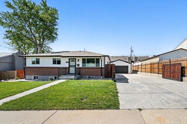 property at 184 Leona Dr
