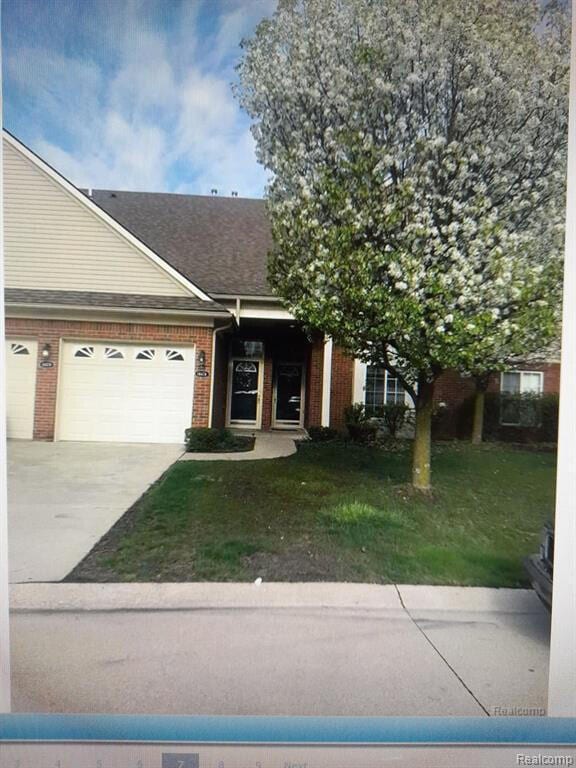 property at 14474 Shadywood Dr