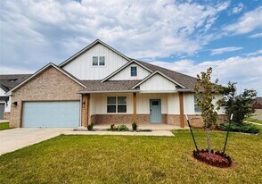 1421 Hickory Trl in Piedmont, OK - Building Photo
