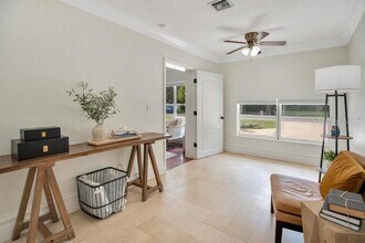 4609 S Ferncreek Ave in Orlando, FL - Building Photo - Building Photo