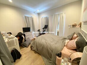 118 Buttonwood St, Unit 1 in Boston, MA - Building Photo - Building Photo