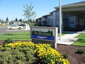 The Meadows at Hope Village in Canby, OR - Foto de edificio - Building Photo