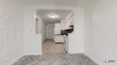 2759 Bronxwood Ave in Bronx, NY - Building Photo - Building Photo