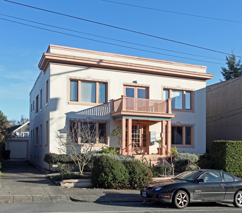 3630 Wallingford Ave N in Seattle, WA - Building Photo