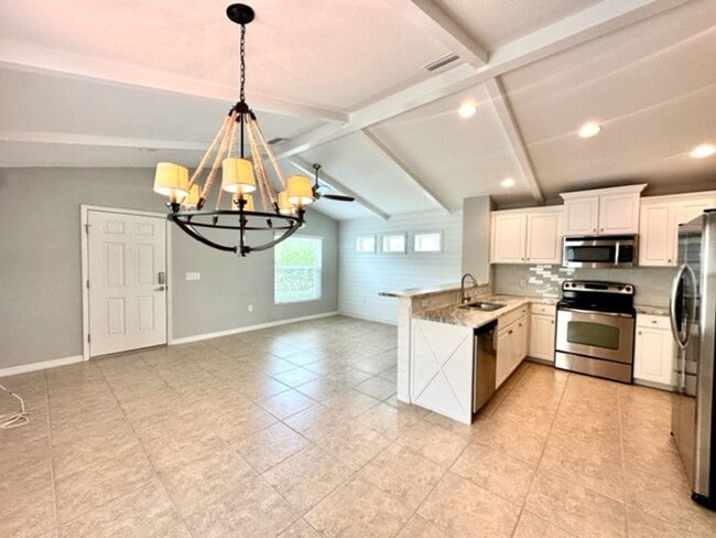 4815 Woodbrook Dr in Sarasota, FL - Building Photo - Building Photo