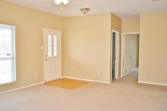 9713 Brierwood Ln in Dallas, TX - Building Photo - Building Photo