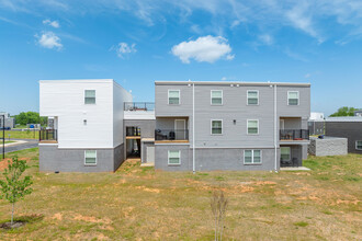 Little River Landings in Hopkinsville, KY - Foto de edificio - Building Photo