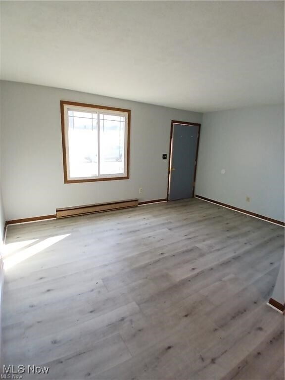 31 1/2 Elm St in Struthers, OH - Building Photo - Building Photo