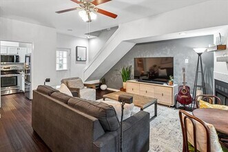 4116 Cole Ave in Dallas, TX - Building Photo - Building Photo