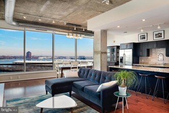 1200 Steuart St-Unit -814 in Baltimore, MD - Building Photo - Building Photo